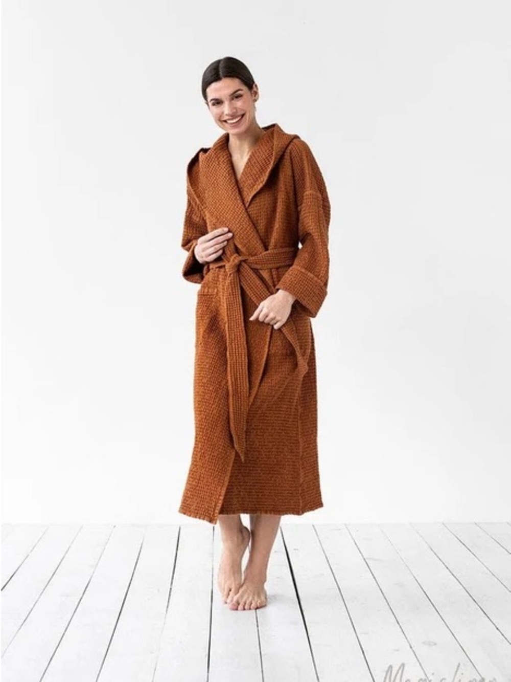 Women's Waffle Robe in Cinnamon with Hooded Collar. L/XL RUNS BIG - Picture 8 of 8